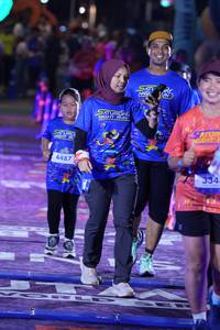 BIB: 4487, 3348
                            <button type="button" onclick="openModal(26230535)" class="btn btn-primary btn-sm float-right btn-popup" data-toggle="modal" data-target=".modal-high-quality">
                        <i class="fas fa-shopping-cart"></i> Add to Cart
                    </button>
                                            <button type="button" onclick="isThisMe(26230535, true)" class="btn btn-success btn-sm float-right btn-popup btn-isme hidden" data-toggle="tooltip" data-placement="bottom" title="นี่คือรูปของคุณใช่ไหม คลิกที่นี่เพื่อเอาเข้าอัลบั้ม">
                        <i class="fas fa-plus"></i> Add to album
                    </button>
                    <button type="button" onclick="isThisMe(26230535, false)" class="btn btn-warning btn-sm float-right btn-popup btn-isnotme hidden">
                        <i class="fas fa-ban"></i> Remove from album
                    </button>